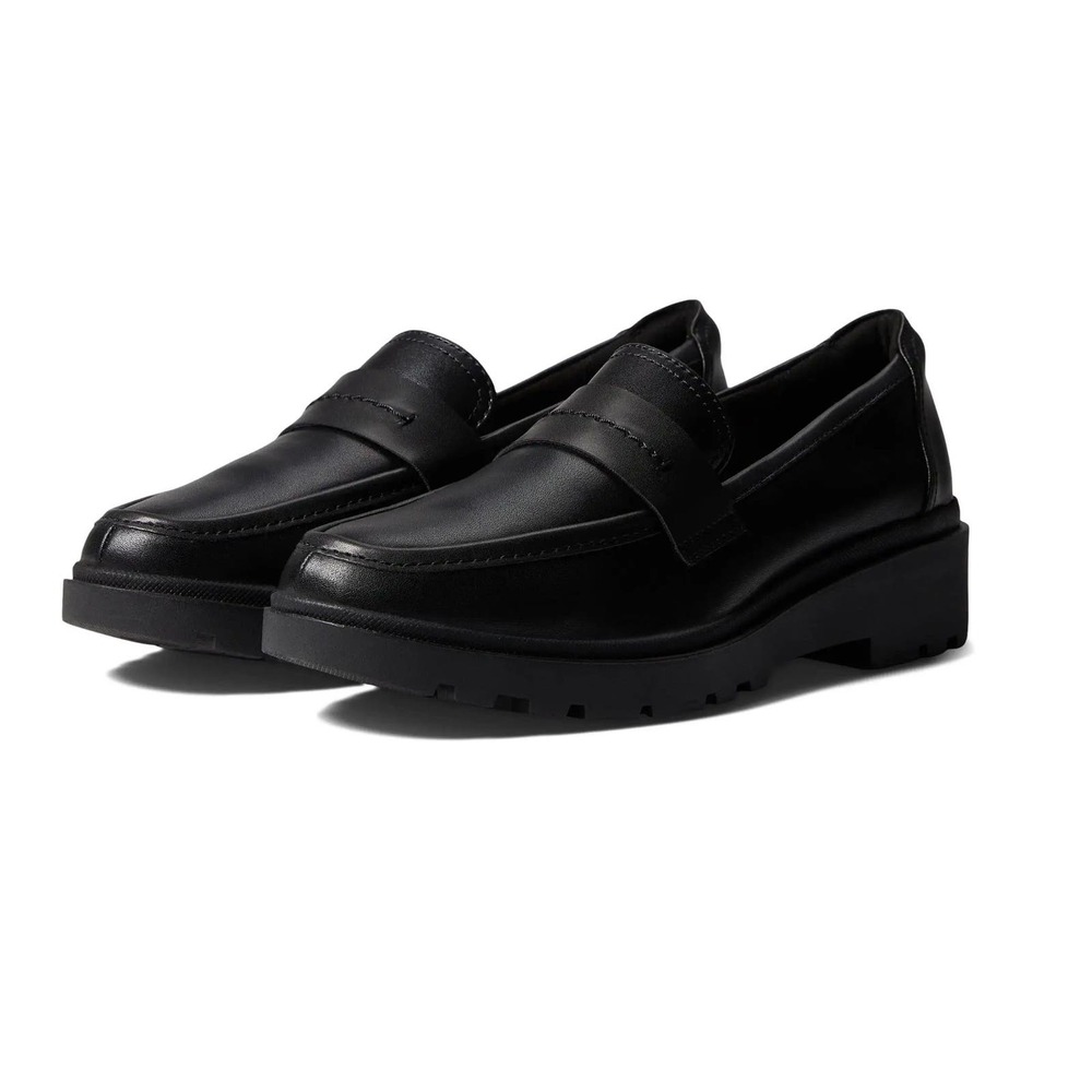 Clarks Women's Black Calla Ease Loafer size 9M and size 10M